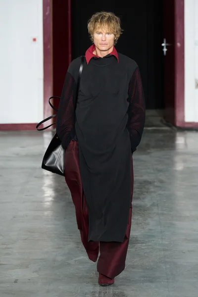 Look 5